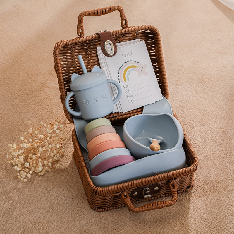 Vintage Cadeauset voor Baby – Geschenkmand met Siliconen Accessoires