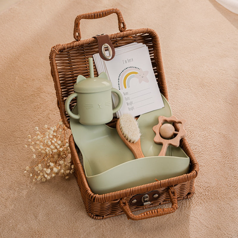 Vintage Cadeauset voor Baby – Geschenkmand met Siliconen Accessoires