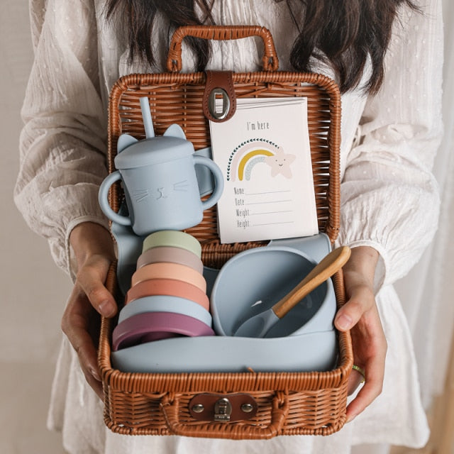 Vintage Cadeauset voor Baby – Geschenkmand met Siliconen Accessoires